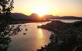 Sunray Studio In Poros